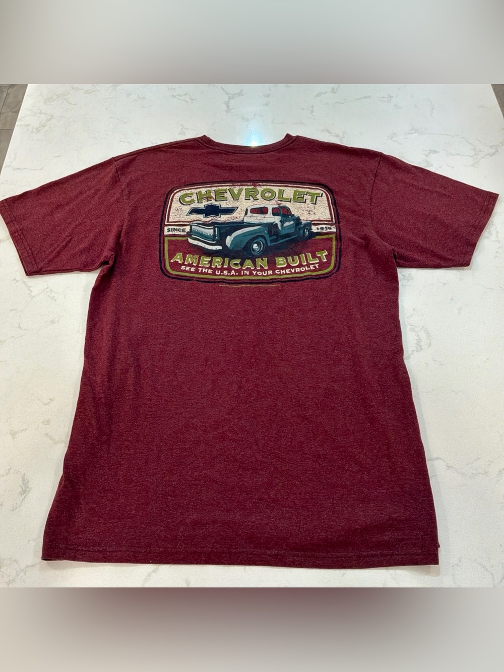 Newport Blue Shirt Men’s Large Red American Built Chevrolet Graphic Tee